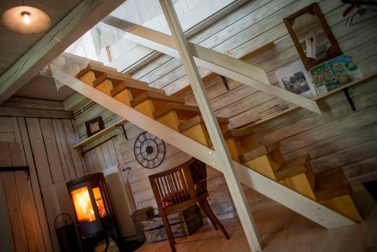 Romantic Spa Villa With Fireplace By The Lake Stjarnsund Kültér fotó