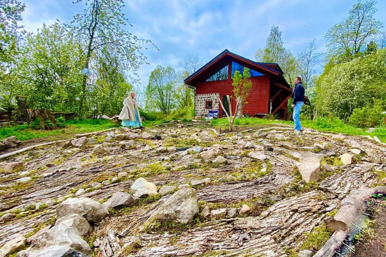 Romantic Spa Villa With Fireplace By The Lake Stjarnsund Kültér fotó